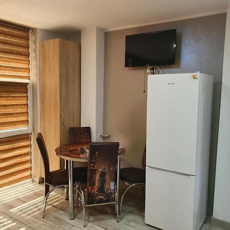 Apartament Negris Bîrlad Exteriör bild